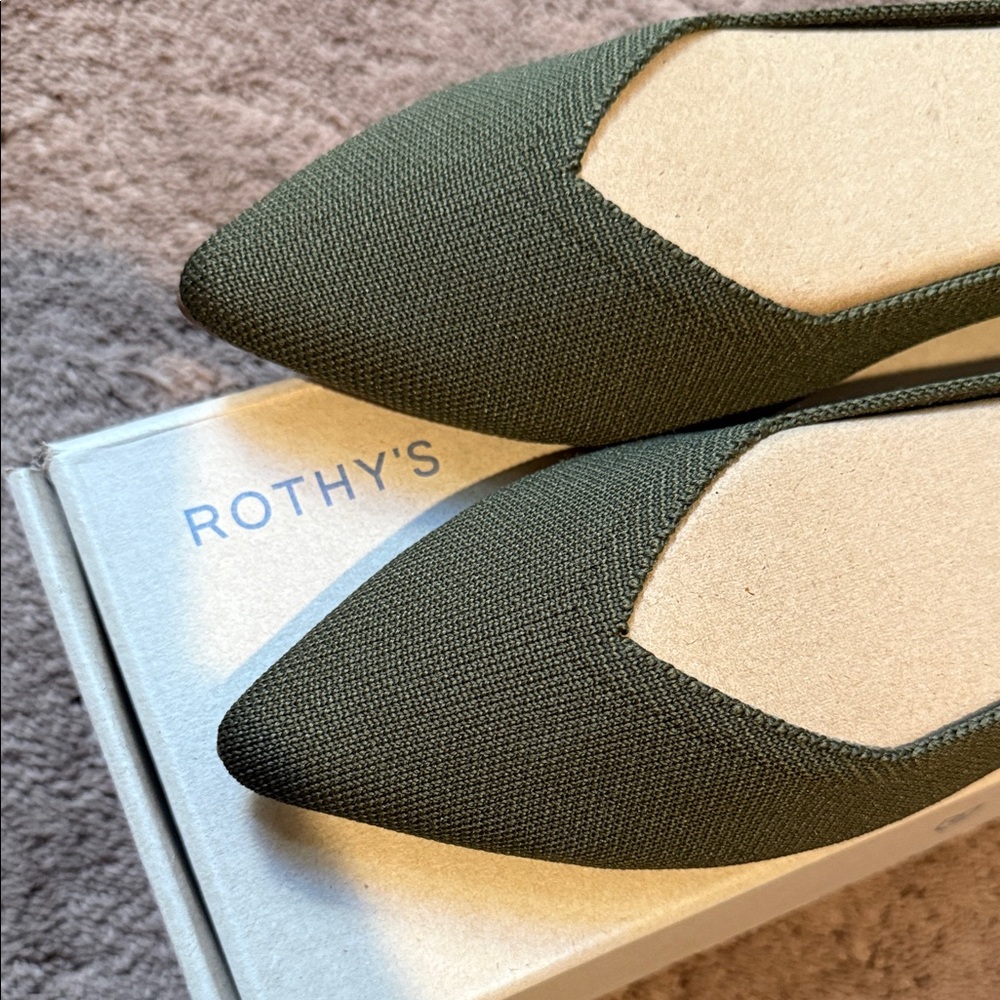 NEW Rothy's olive Green CYPRESS Flats IN BOX - Picture 7 of 7